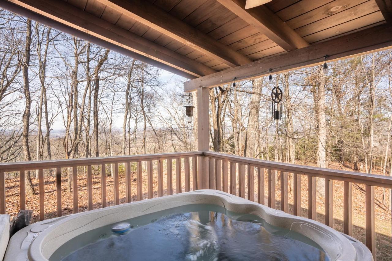 Comfort Cabin Bearway To Heaven W Private Hot Tub Пиджен-Фордж Экстерьер фото
