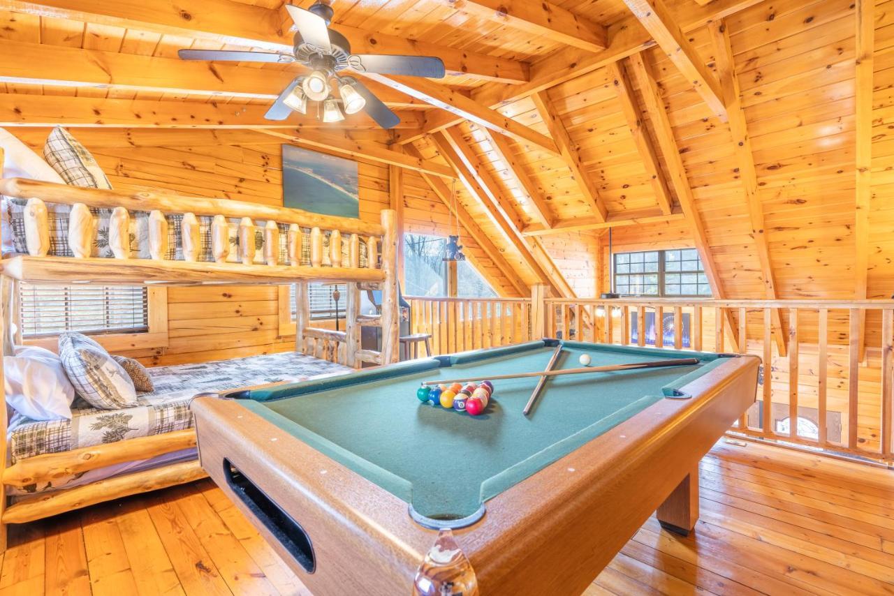 Comfort Cabin Bearway To Heaven W Private Hot Tub Пиджен-Фордж Экстерьер фото