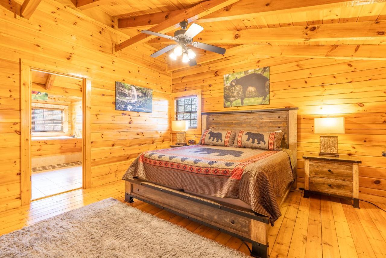 Comfort Cabin Bearway To Heaven W Private Hot Tub Пиджен-Фордж Экстерьер фото
